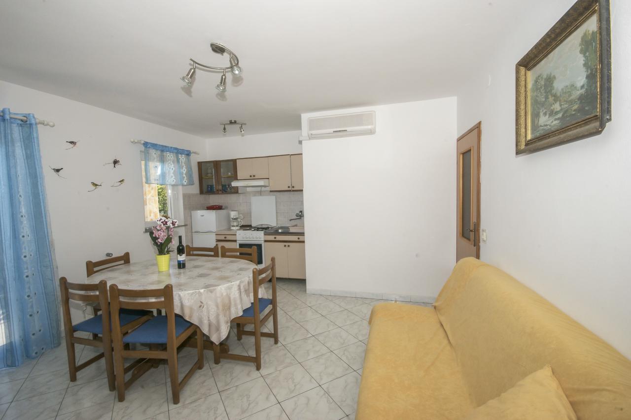 Ana 3 Apartment
