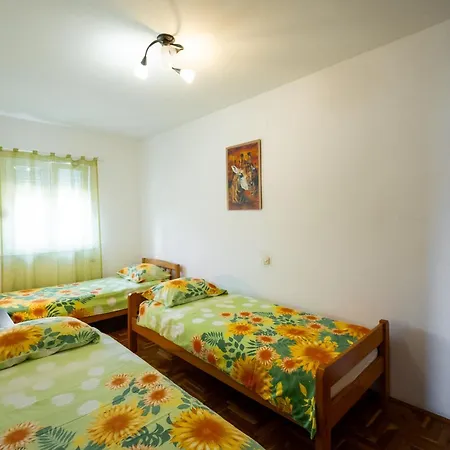 Apartman Ana 3 Vinkuran Exterior photo