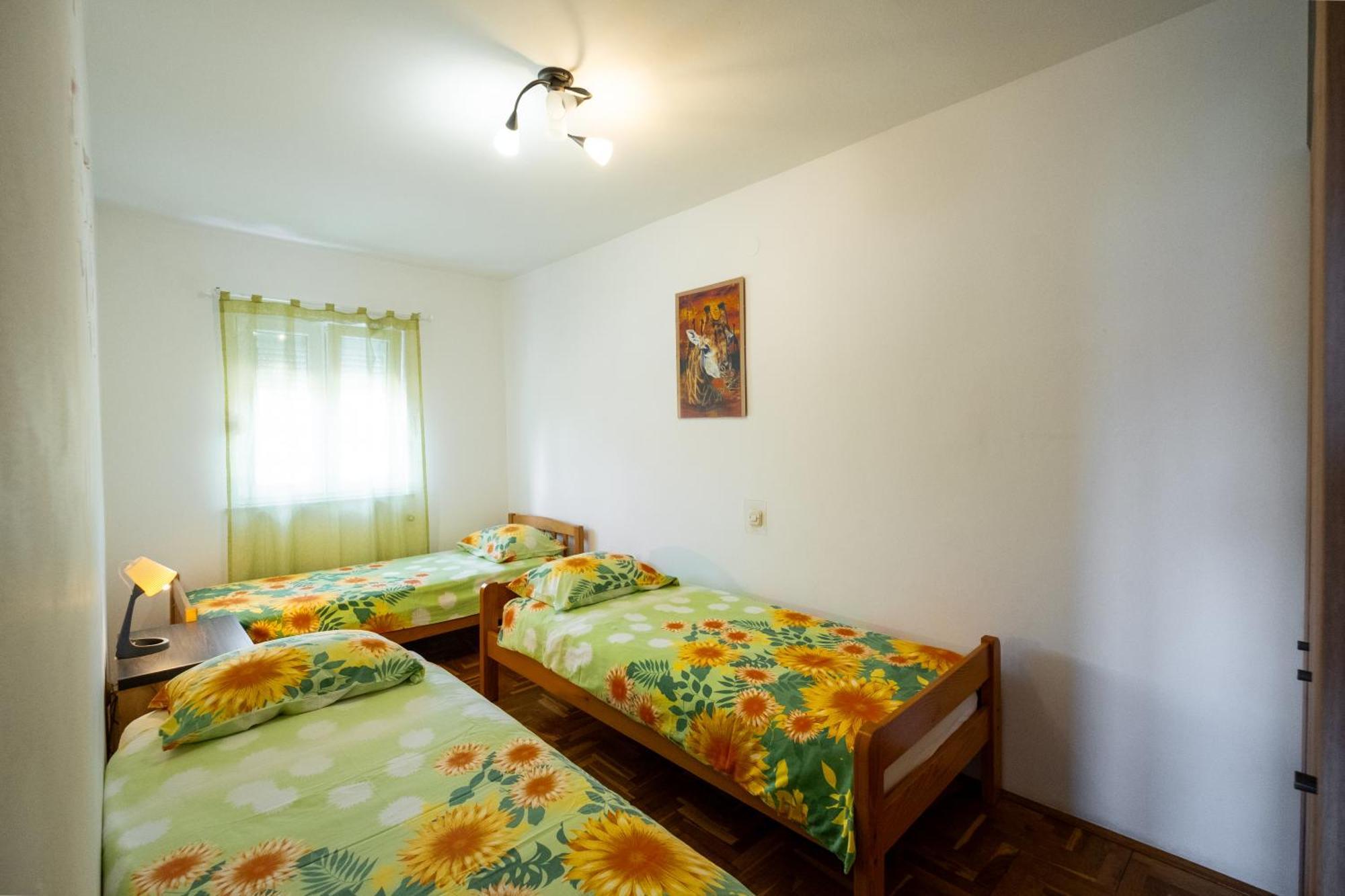 Apartment Ana 3 Vinkuran